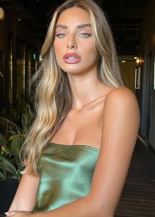 Анкета элитной индивидуалки Алла, 26 лет, заказать по тел. +7 993 660-48-61, 151775