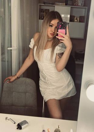 Соня, Москва, Юго-Западная, 19 лет, анкета 224759, +7 988 441-95-99