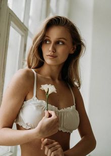 Шлюха Геля, 23 года, Чертановская, заказать по тел. +7 909 684-63-78, 234005