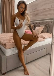 Эскортница Лена, 25 лет, Калужская, заказать по тел. +7 951 742-29-70, 254390
