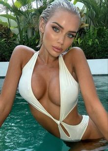 Анкета VIP шалавы ЮЛЕНЬКА, 24 года, Пушкинская, заказать по тел. +7 985 814-72-56, 236117