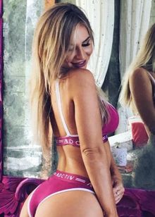 Проститутка Наташа, 22 года, вызвать по тел. +7 924 055-57-98, 79024