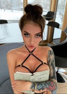 Анкета бюджетной шалавы Аня, 25 лет, заказать по тел. +7 970 166-44-01, 79931