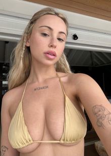 Анкета дорогой индивидуалки Алина, 22 года, Аэропорт Внуково, заказать по тел. +7 995 689-74-12, 201407
