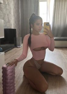 Шлюха Карина, 24 года, заказать по тел. +7 977 125-64-08, 139715