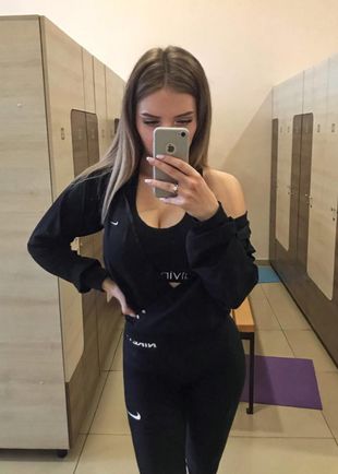 Алёна, Климовск, 22 года, анкета 42769, +7 937 684-35-34
