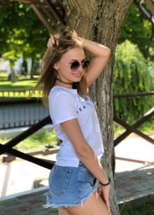 Шалава Алёна, 24 года, снять по тел. +7 924 610-56-01, 94932