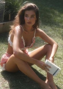 Анкета элитной шалавы Арина, 21 год, Тимирязевская, заказать по тел. +7 927 884-92-64, 253505
