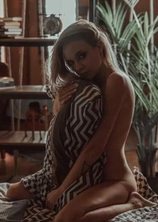 Алина, Москва, Варшавская, 22 года, анкета 148238, +7 988 508-85-21
