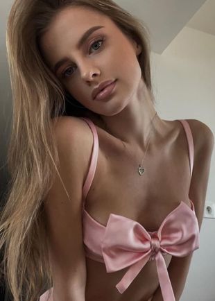 Оля, Москва, Коньково, 19 лет, анкета 125699, +7 971 358-93-78