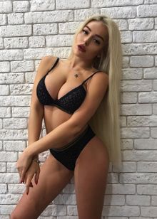 Путана Яна, 23 года, снять по тел. +7 979 686-73-24, 98601