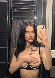 Анкета элитной шалавы Аня, 22 года, вызвать по тел. +7 928 743-76-63, 291205