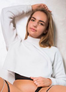 Анкета VIP шалавы Алина, 23 года, снять по тел. +7 903 744-19-36, 116142
